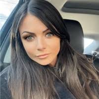 Emily R.